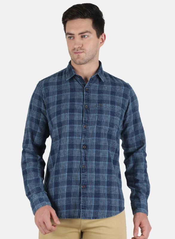 Men's Wrinkle - Resistant Polyester Blend Casual Shirts for Easy Travel and MaintenanceMen Blue Check Shirt