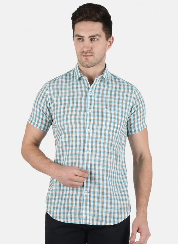 Plus Size Men's Striped Chambray Casual Shirts with a Spread Collar for a Preppy AppearanceMen Blue Check Shirt