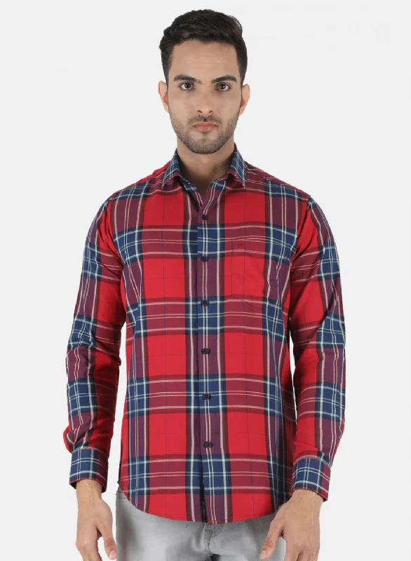 Men's Two - Tone Contrast Panel Casual Shirts in White and Navy for a Stylish and Eye - Catching DesignMen Maroon Check Shirt