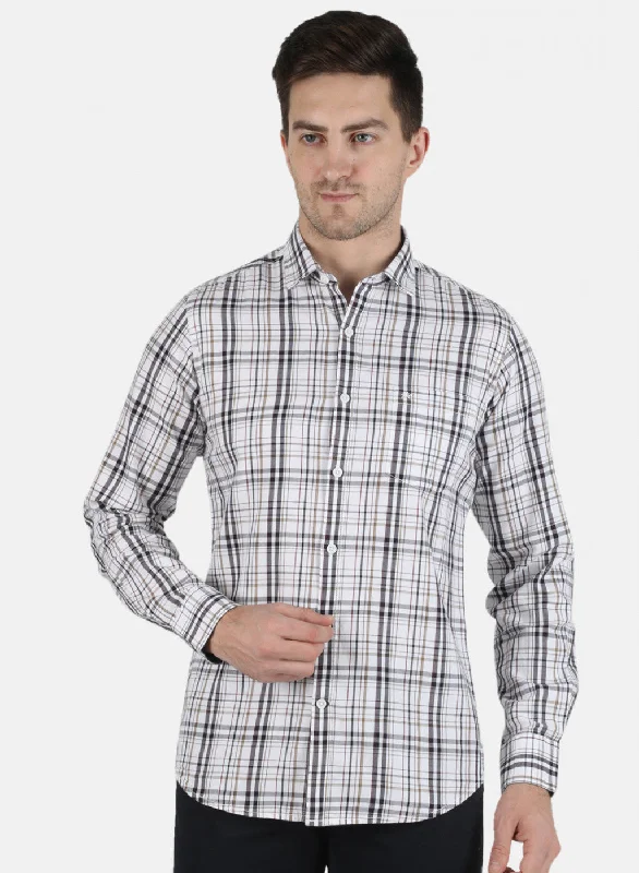 Plus Size Men's Striped Chambray Casual Shirts with a Spread Collar for a Preppy AppearanceMen White Check Shirt