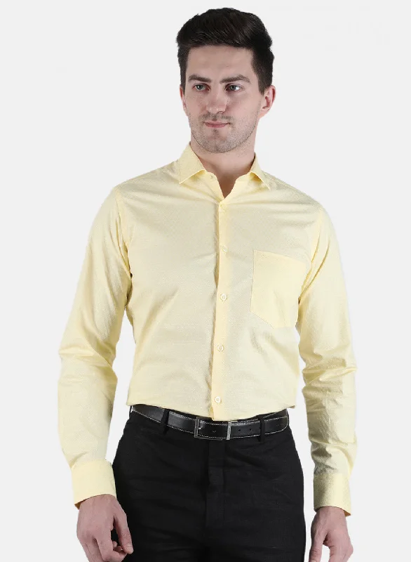 Men's Stretch - Fabric Casual Shirts in Navy Blue for a Comfortable and Flexible FitMen Yellow Printed Shirt