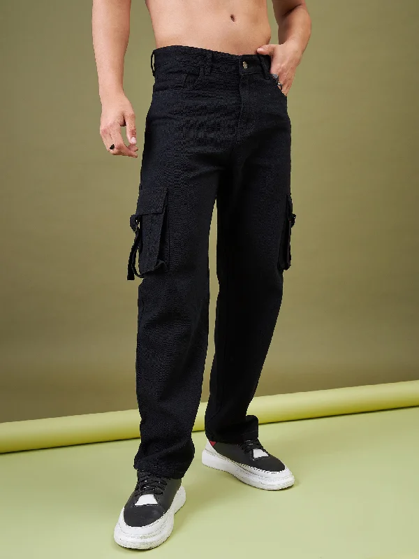 Men's Jeans with a Hidden Coin Pocket for Added ConvenienceMen Black Box Pocket Relax Fit Jeans