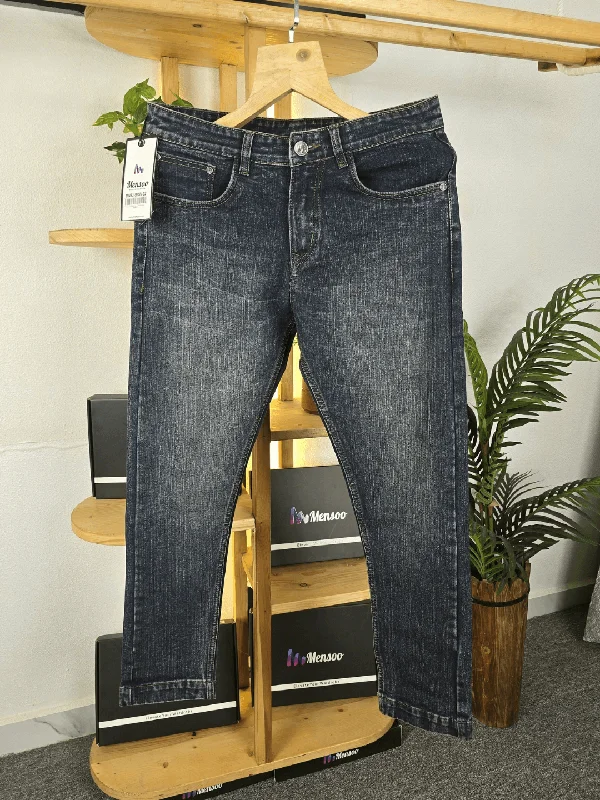 Men's Stretch Jeans with a Moisture - Wicking Lining for Active LifestylesBrown wash narrow fits as it gets Jeans