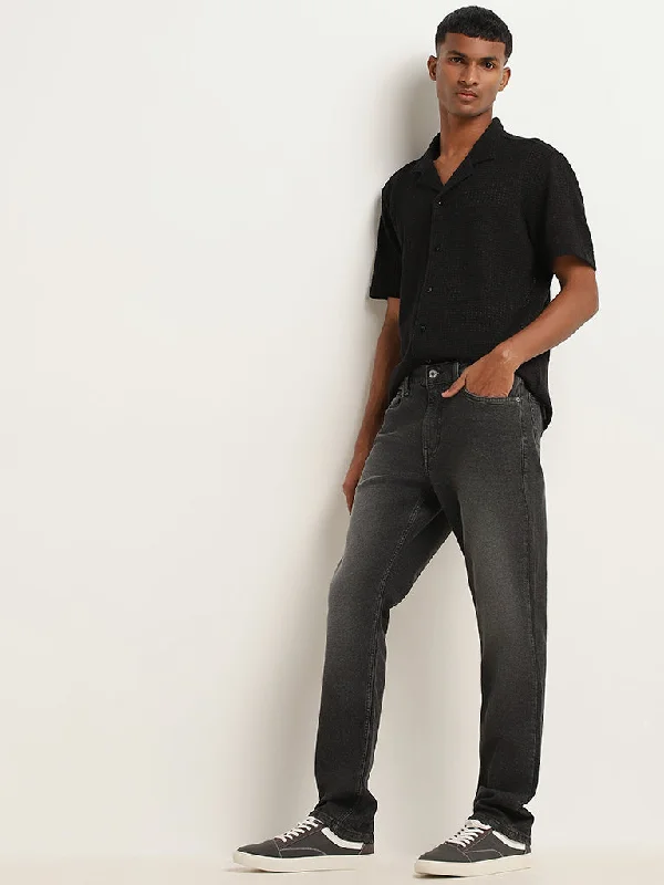 Men's Jeans with a Button - Fly for a Traditional and Classic AestheticNuon Black Straight - Fit Mid - Rise Jeans