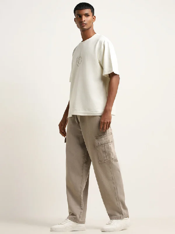 Men's High - Waisted Jeans in a Medium Wash for a Vintage - Style RevivalNuon Taupe Relaxed Fit High - Rise Jeans