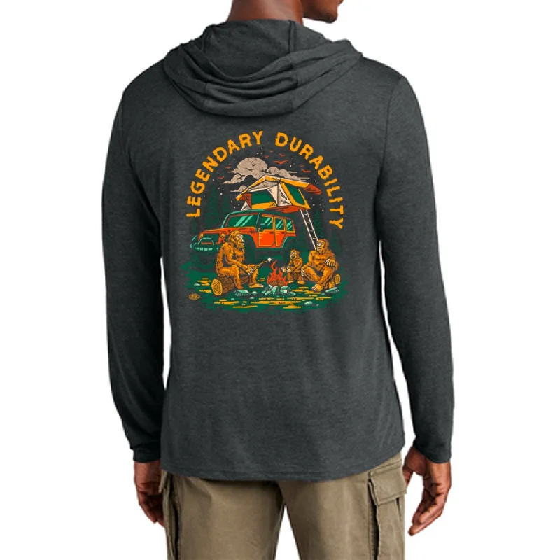 Men's thermal t - shirts with a high - neck design for cold weatherMens Long Sleeve Hooded Jeep® Sasquatch T-Shirt-Black Heather