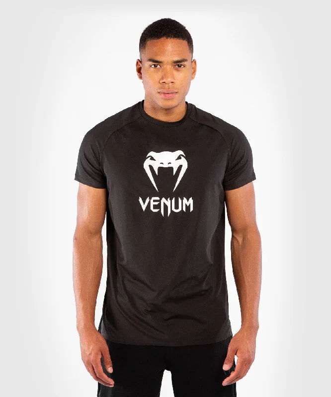 Men's polo t - shirts with a contrast collar for a preppy lookVenum Classic Dry Tech T-shirt - Black