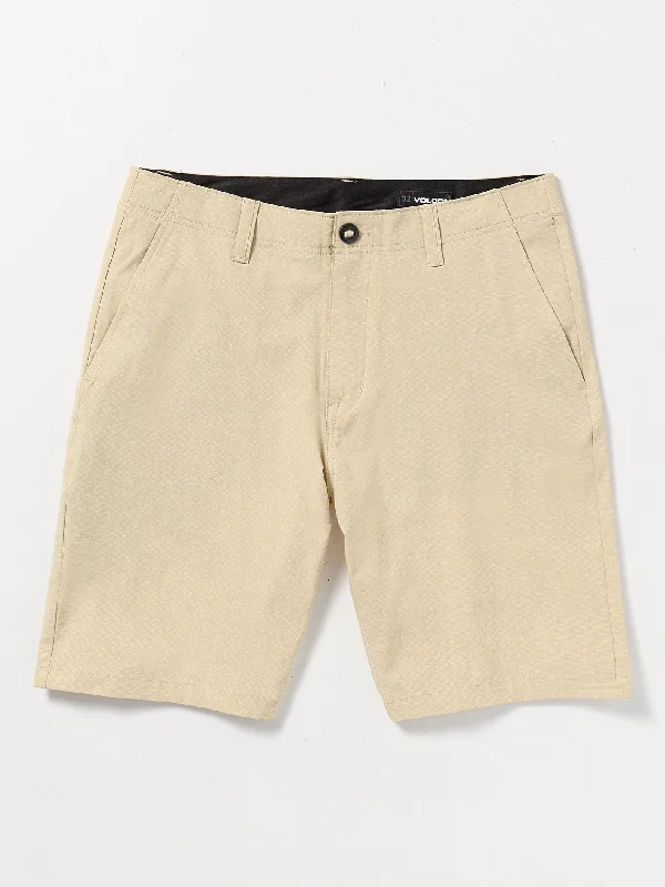 Men's side - stripe track shorts for a sporty running lookKaution Hybrid - Sand