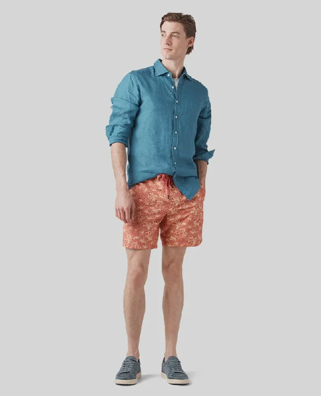 Men's pleated front twill shorts for a classic and sophisticated appearanceMain Beach 7" Resort Short - Sunset