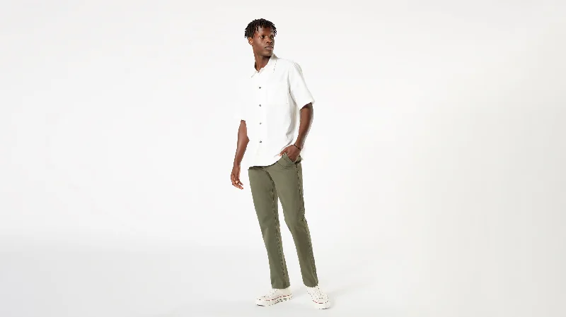 Men's zip - pocket canvas shorts for added functionality during travelMen's Slim Fit Smart 360 Flex Alpha Khaki Pants