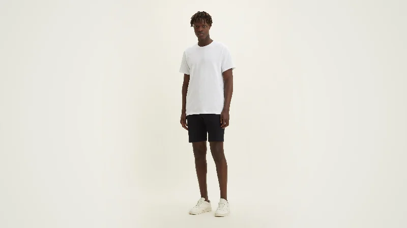 Men's zip - pocket canvas shorts for added functionality during travelMen's Supreme Flex Modern Chino Short