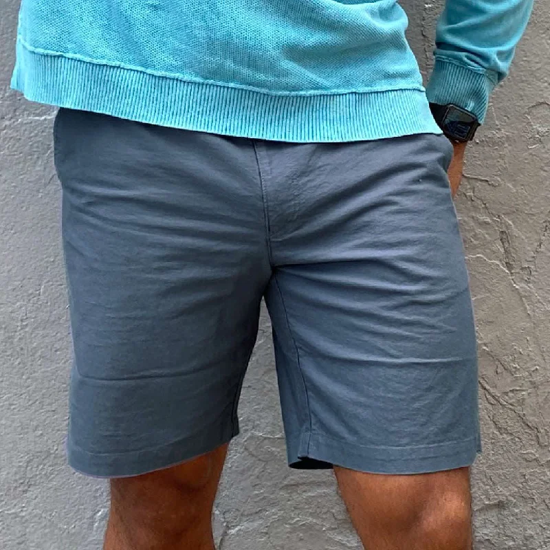 Men's zip - pocket canvas shorts for added functionality during travelTropical Trek Short