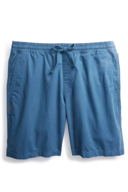 Men's pleated front twill shorts for a classic and sophisticated appearanceVans Mens Range Relaxed Elastic Short Blue Mirage